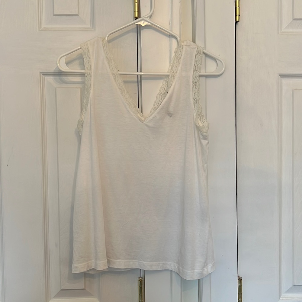 Lace-trimmed tank top